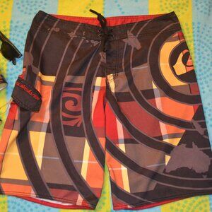 Quiksilver Men's Surfsilk  21" Cargo Board Shorts Size 34 Excellent condition